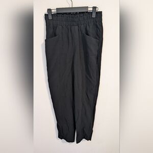 A New Day Black Lettuce Waist Ankle Pants